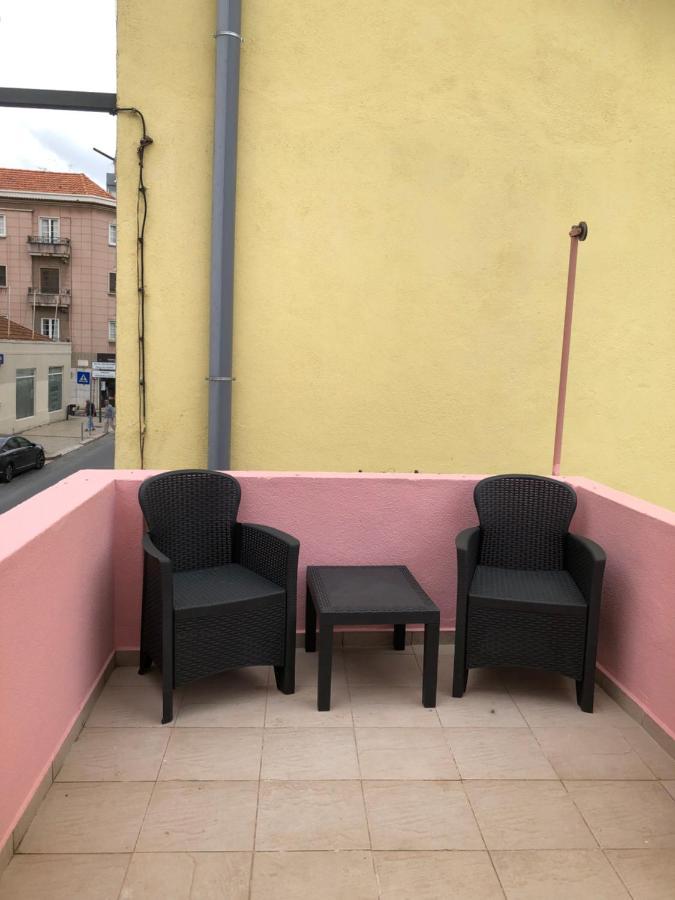 Family Home- Lisboa Вила-Франка-де-Шира Экстерьер фото
